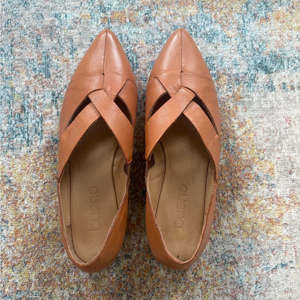 Bueno Tan Leather Flats